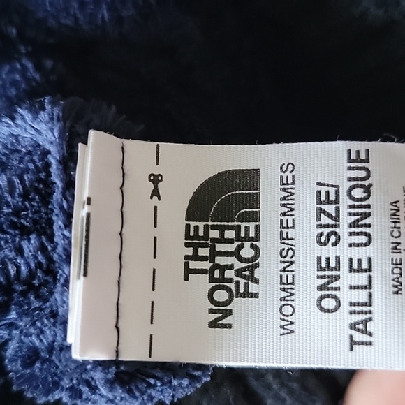 Navy Beanie - Picture 6 of 6